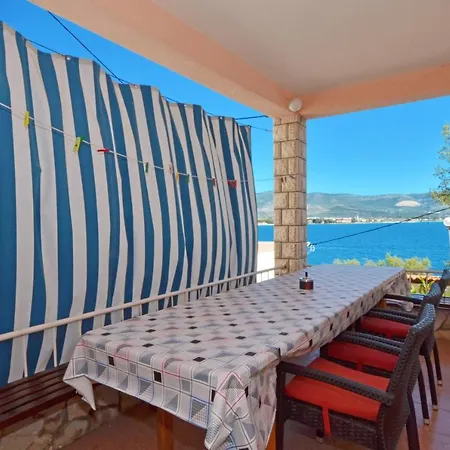 B With Terrace With The Sea View * Τρογκίρ